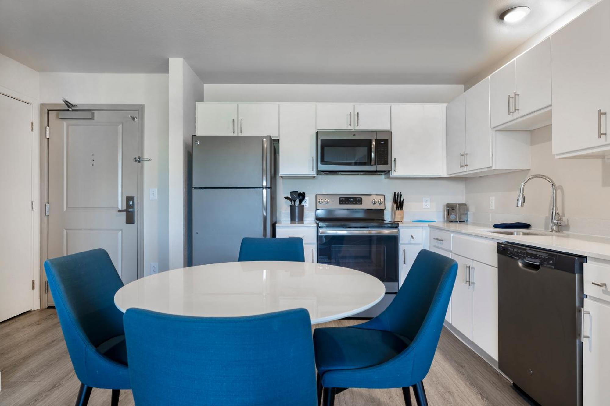 Soka Suites Dallas - Las Colinas 어빙 외부 사진